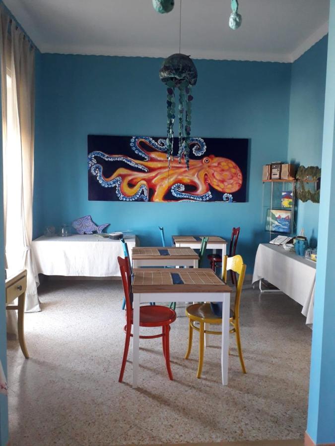 B&B Occhi Di Mare 卡斯特拉玛雷帝斯达比亚 外观 照片